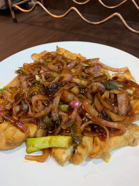 烧汁鸡扒, 蒜香烧肉, 酱炒双豆,BBQ Chicken, Roasted Pork Fried w/ Garlic, Stir Fried Potato w/ French Bean